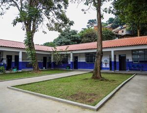 Mais uma escola municipal reinaugurada em Meriti