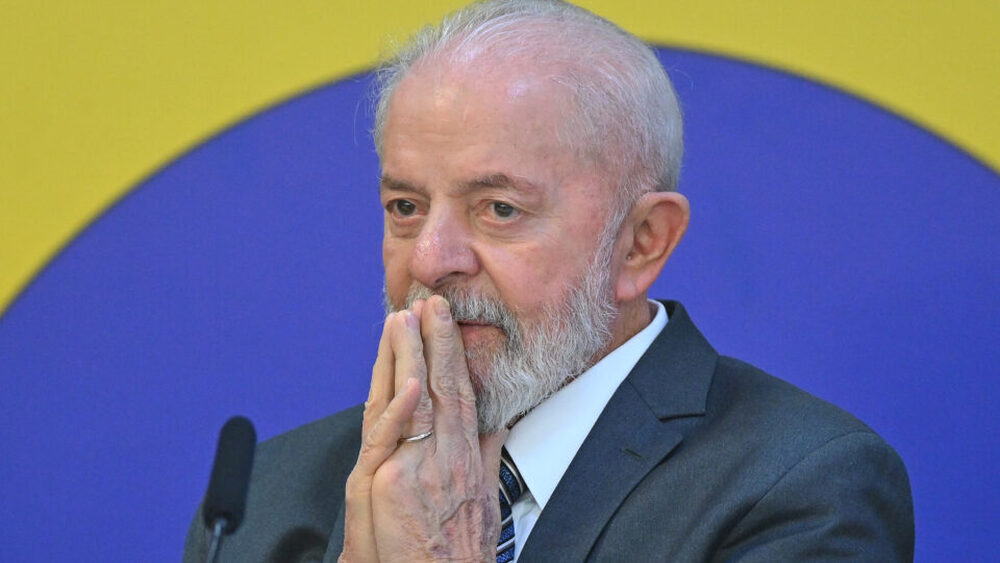 Avaliação do Governo Lula entre evangélicos: queda na negatividade e aumento na aprovação