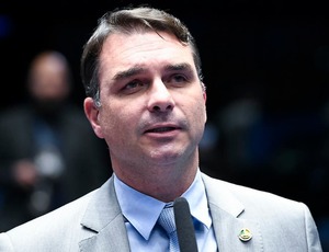 Advogada Revela Relatórios de Inteligência em Caso Flávio Bolsonaro