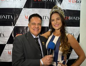 Verônica Amaral, Rainha de Bateria da ARUC, brilha na Hair Brasília in Beauty 2024