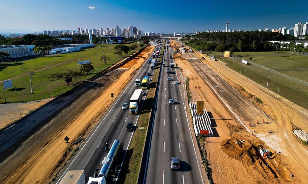 BNDES libera R$ 10,75 bilhões para obras na Via Dutra e Rio-Santos: impulsionando a economia Brasileira