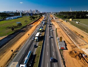 BNDES libera R$ 10,75 bilhões para obras na Via Dutra e Rio-Santos: impulsionando a economia Brasileira