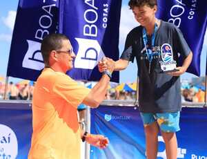 Jovem prodígio: Nicolas Serri brilha em evento de natação e conquista o 1º lugar