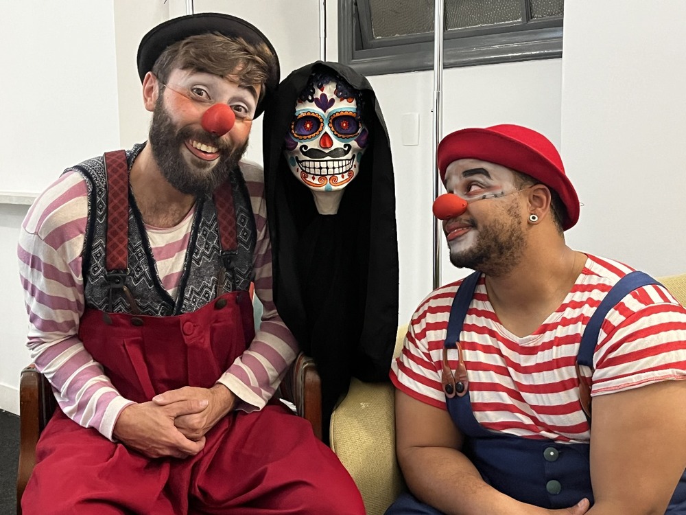 Sesc Nova Iguaçu recebe espetáculo de circo-teatro Resta 1 neste domingo(28)