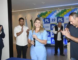 PL lança Drª Roberta candidata a vice-prefeita na chapa de Dudu Reina para a Prefeitura de Nova Iguaçu