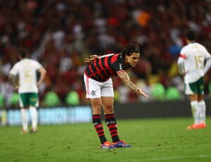 Flamengo esculacha Palmeiras na Copa do Brasil