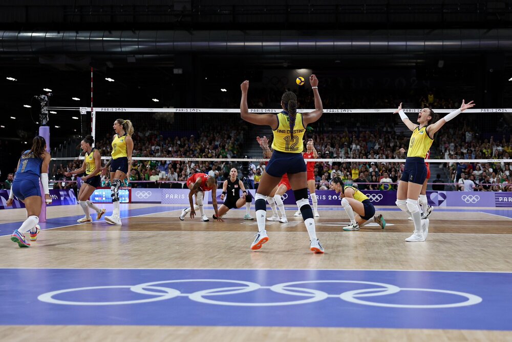 Bronze! Brasil bate a Turquia e fica em terceiro no vôlei feminino