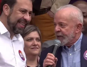 Lula lembrou candidatos que diziam 'eu não sou da política' citando Jânio e Collor ao criticar discurso de Marçal e pedir voto em Boulos