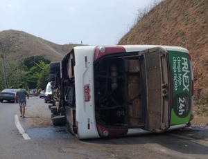 Luto no Esporte! Ônibus do Coritiba Crocodiles tomba em Piraí; três atletas morreram