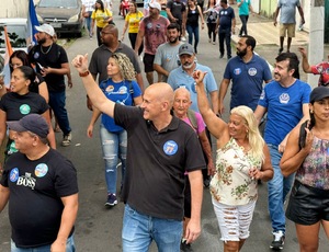 Fim de semana de caminhadas do candidato Tande com a população resendense