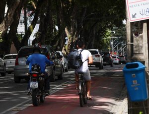 Frente Segura: Uma Solução para Motociclistas e Ciclistas no Caótico Trânsito do Rio e Baixada Fluminense