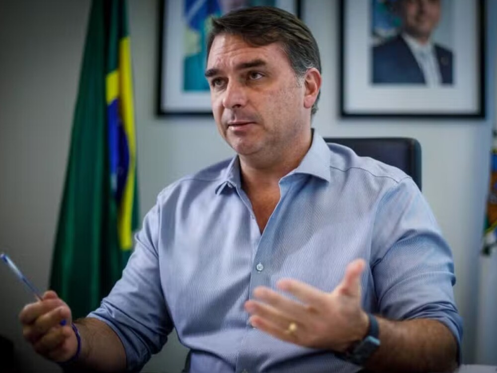 Flávio Bolsonaro diz que apoio de Marçal a Ramagem “parece mais provocação”