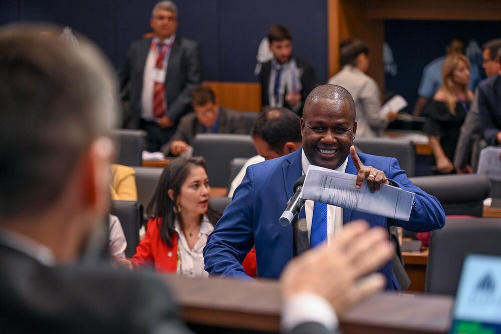 PIX poderá ser usado para pagamento de faturas em atraso de luz, água e gás