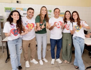 RODRIGO NEVES SE EMOCIONA AO VOTAR E DESTACA A IMPORTÂNCIA DE DEFENDER NITERÓI DO EXTREMISMO E DESPREPARO