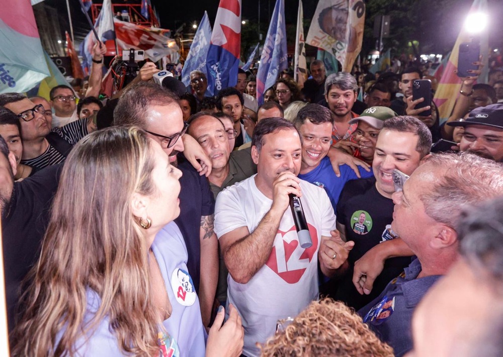 RODRIGO NEVES AGRADECE A VOTAÇÃO HISTÓRICA E AFIRMA QUE NITERÓI E O CAMPO DEMOCRÁTICO SAIRÃO FORTALECIDOS DO SEGUNDO TURNO