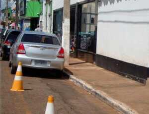 Cone, cadeira ou placa: Quem manda na rua?