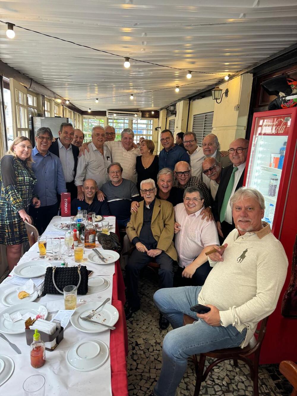 Reunião de ex-presidentes da OAB-RJ e veteranos da Chapa Azul no Galeto Castelo