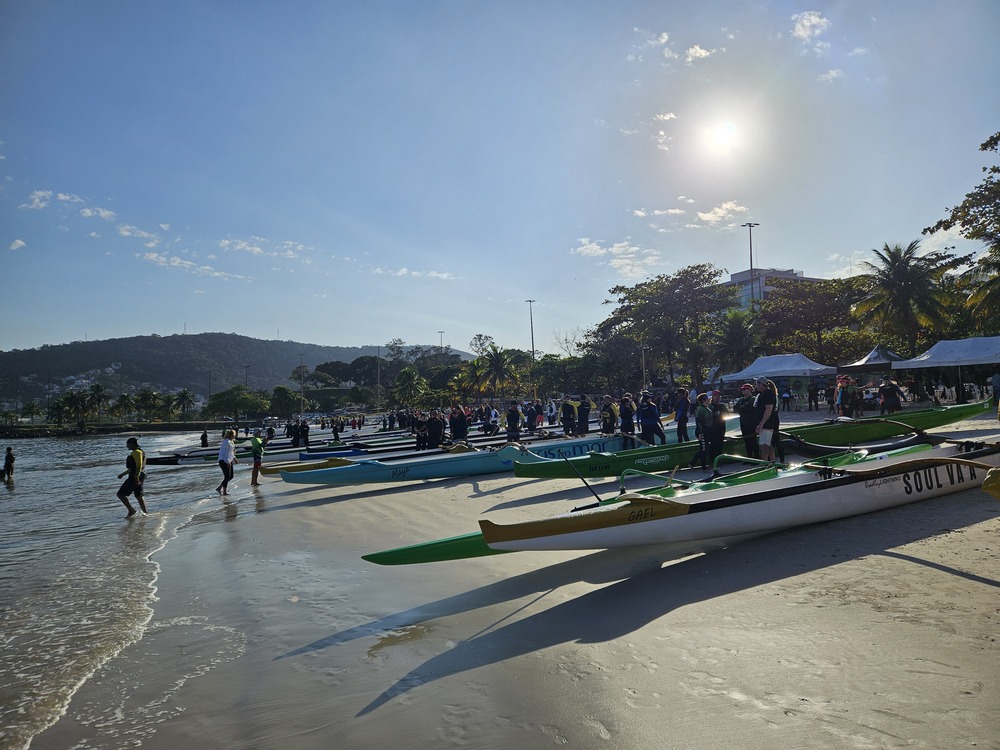 Remadores de Niterói se preparam para Campeonato de Canoa Havaiana