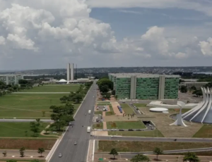 Governo federal prepara reforma administrativa