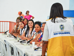 Governo do Estado beneficia mais de 17 mil famílias com cartão Recomeçar em Nova Iguaçu