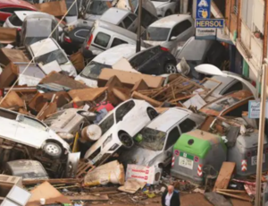 1 ano de chuva em 8 horas: a devastação provocada por 'tempestade do século' que matou mais de 200 na Espanha