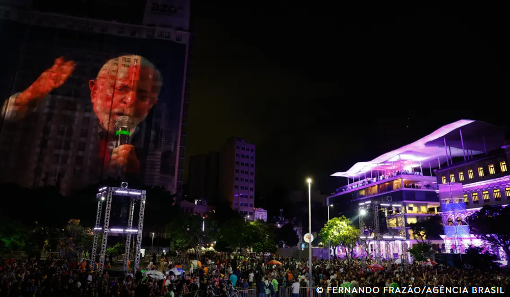 Lula promete zerar fome no país até fim do mandato