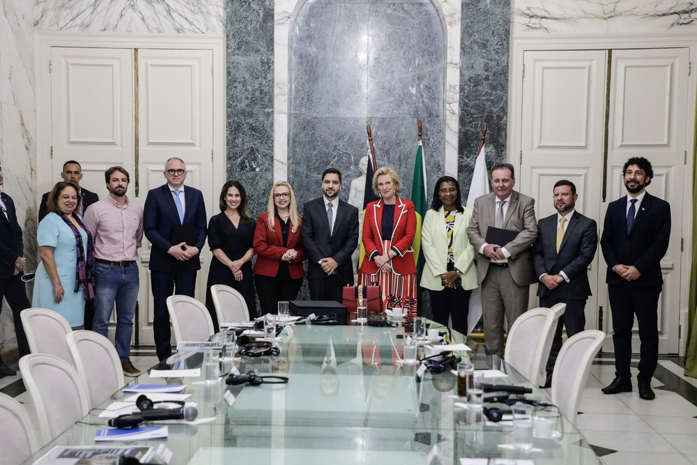 Vice-governador Thiago Palmpolha recepciona a Princesa Astrid da Bélgica, em missão econômica do país europeu ao Brasil. (Ernesto Carriço)