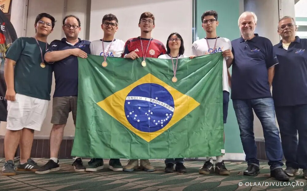 Brasileiros ganham medalhas em Olimpíada de Astronomia e Astronáutica