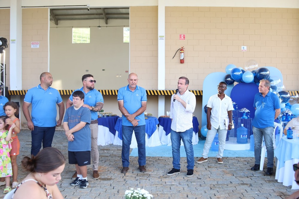 Deputado Bruno Boaretto participa de inauguração de água mineral em Macuco