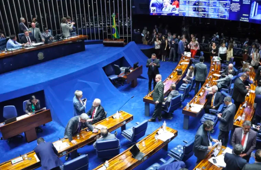 Senado Federal aprova texto-base da reforma tributária, com 49 votos favoráveis 