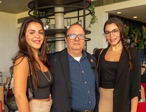 Nova Geração Empresarial Brilha no Carioca Business: Irmãs Koury Lideram Representação do Barra World