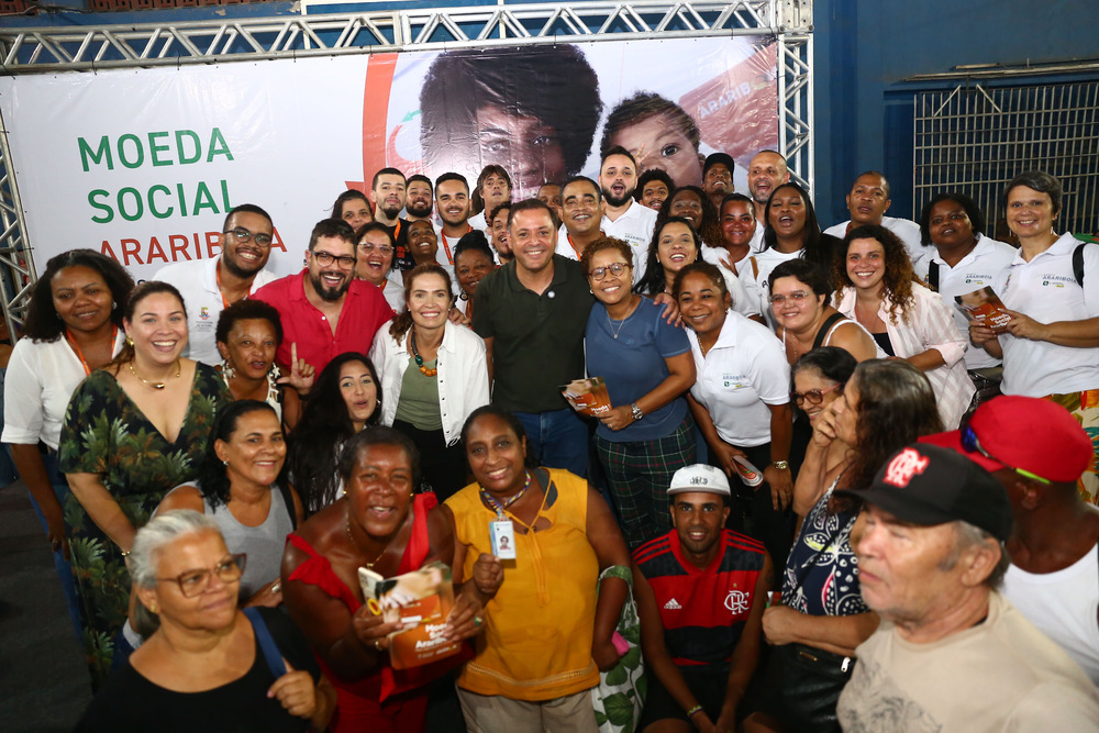 Largo da Batalha recebe segundo ato de inclusão de famílias na Moeda Arariboia