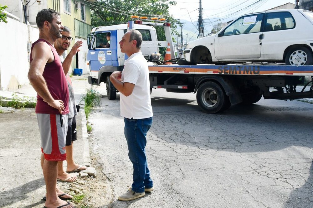 Nova Iguaçu dá um basta nas carcaças! Chega de lixo nas nossas ruas