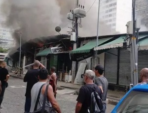 Fogo no Camelódromo: Incêndio Atinge Boxes e Deixa Comerciantes em Choque