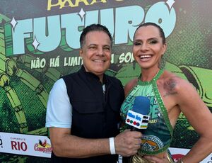 Karen Lopes celebra oito anos como Musa da Grande Rio na Tradicional Feijoada da Mocidade