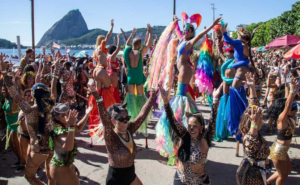 Riotur divulga portarias que regulamentam a concessão de incentivo cultural e patrocínios aos blocos de rua oficiais