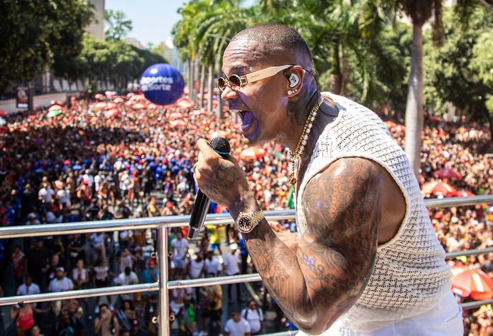 Com Léo Santana, Bloco da Gold atraiu 200 mil pessoas ao Centro da cidade, abrindo o terceiro final de semana do Carnaval de Rua do Rio