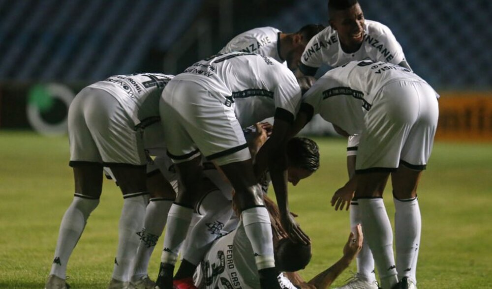 Botafogo goleia Moto Club e avança à segunda fase da Copa do Brasil 