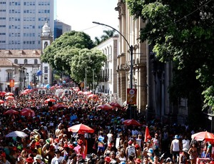 Bola Preta aposta na tradição em desfile no dia do aniversário do Rio