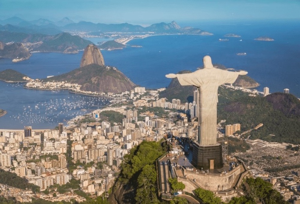 Cristo Redentor tem acessos interditados pelo Procon-RJ após morte de turista gaúcho que expôs problemas no Corcovado