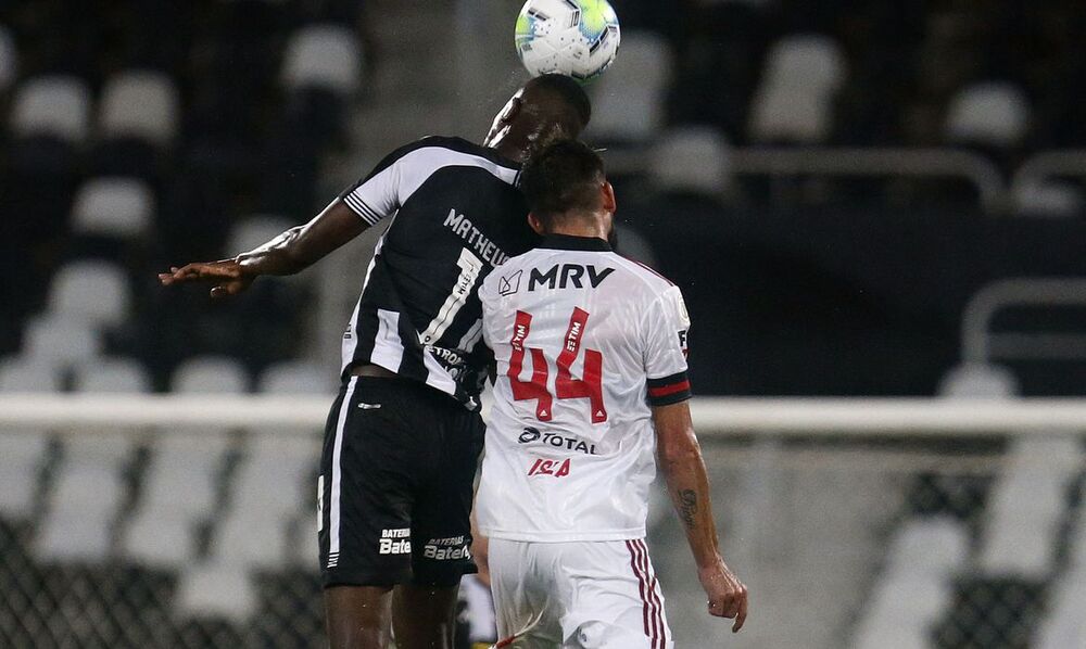 Flamengo encara o Botafogo na disputa pela liderança do Carioca, leia: 