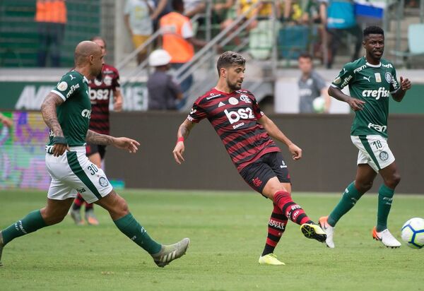 CBF divulga tabela da série A; Flamengo e Palmeiras se enfrentam na primeira rodada 