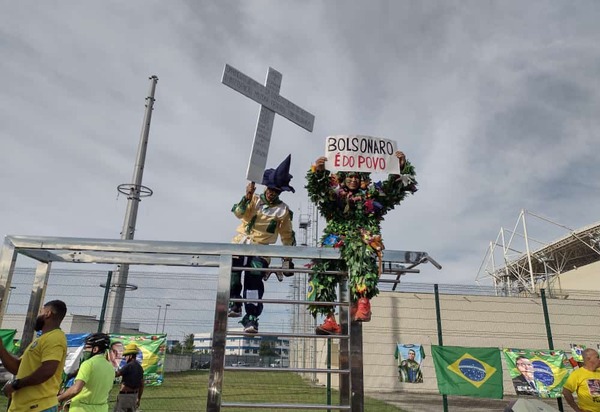 450 mil mortes de COVID, Bolsonaro e Campanha Eleitoral Antecipada