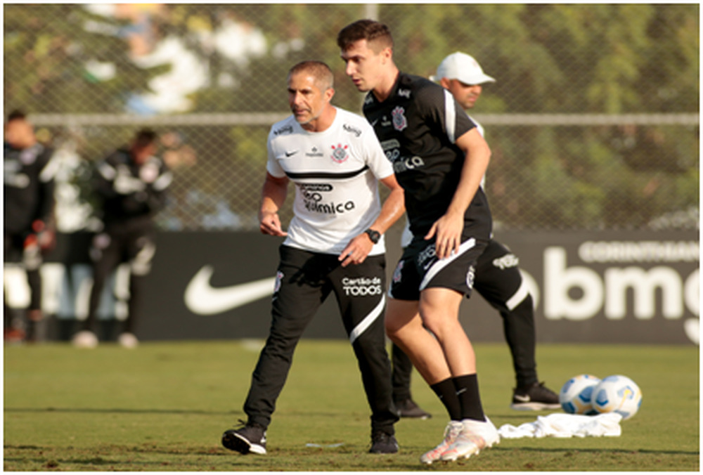 Corinthias de Sylvinho inicia sua jornada pelo Brasileirão