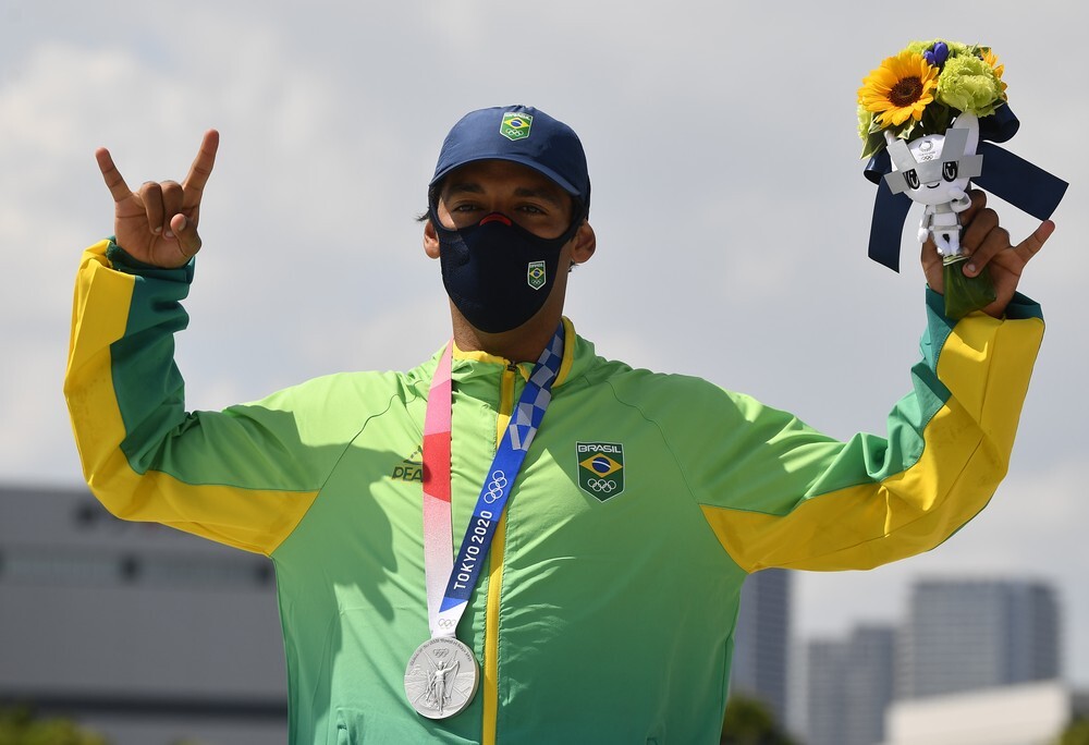 Skate traz primeira medalha do Brasil 