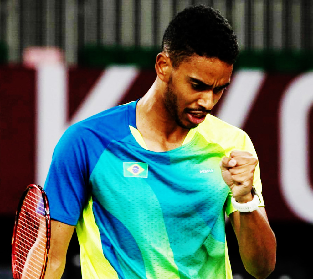 Ygor Coelho faz história e vence primeira partida do badminton brasileiro em Jogos Olímpicos