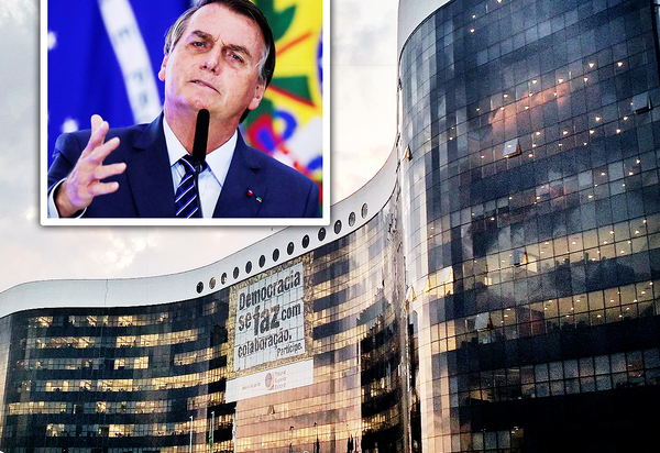 Acuado, Bolsonaro nega ao TSE ter feito ataques à segurança das urnas, mas defende auditoria