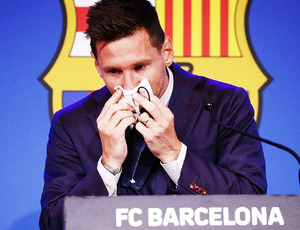 Messi se despede do Barcelona e diz que negocia com PSG