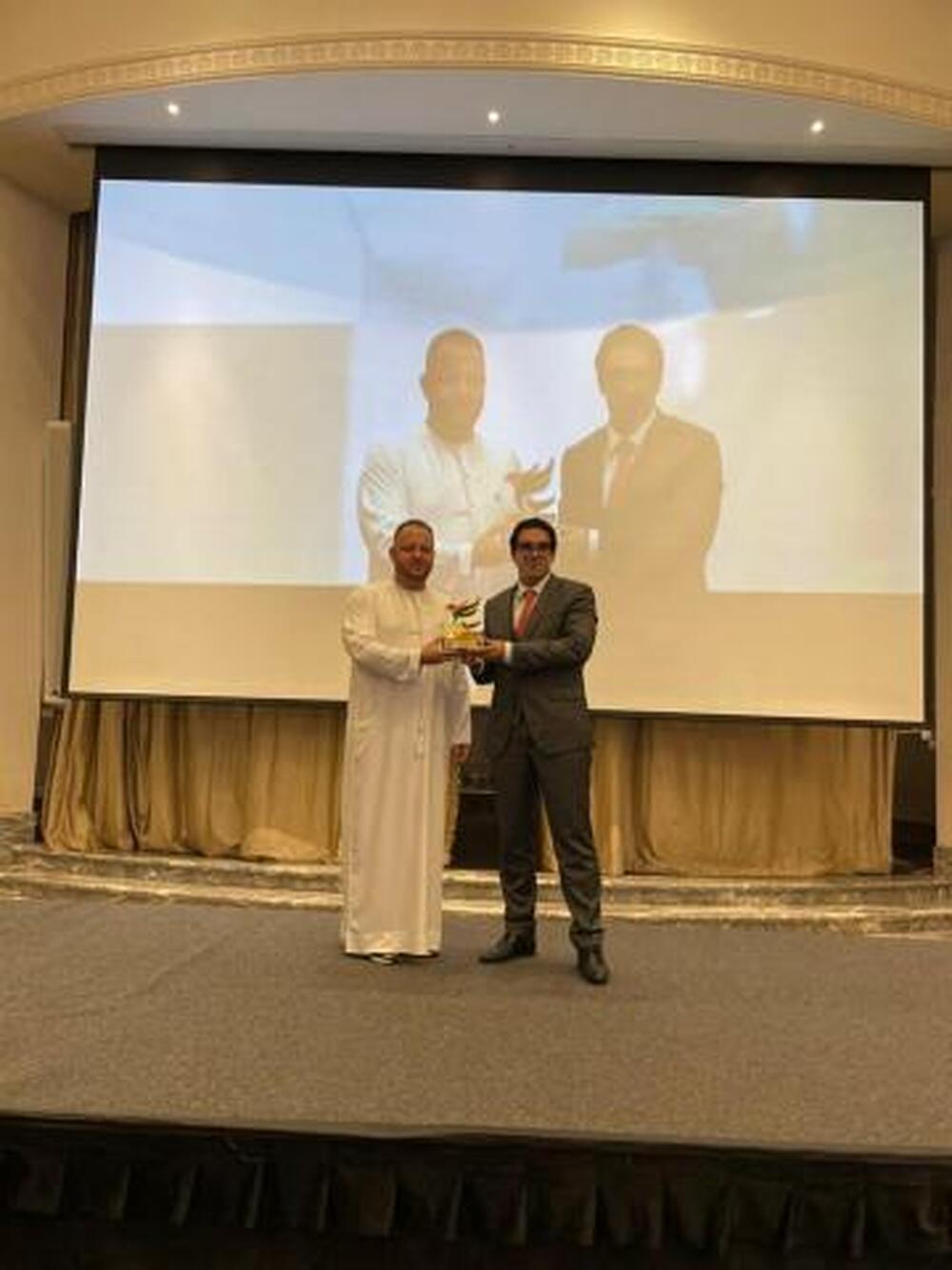 Ethos Asset Management Inc., CEO, Carlos Santos, Ganha o Prêmio Africa Dubai Honors por Proeza de Excelência e Liderança 2021