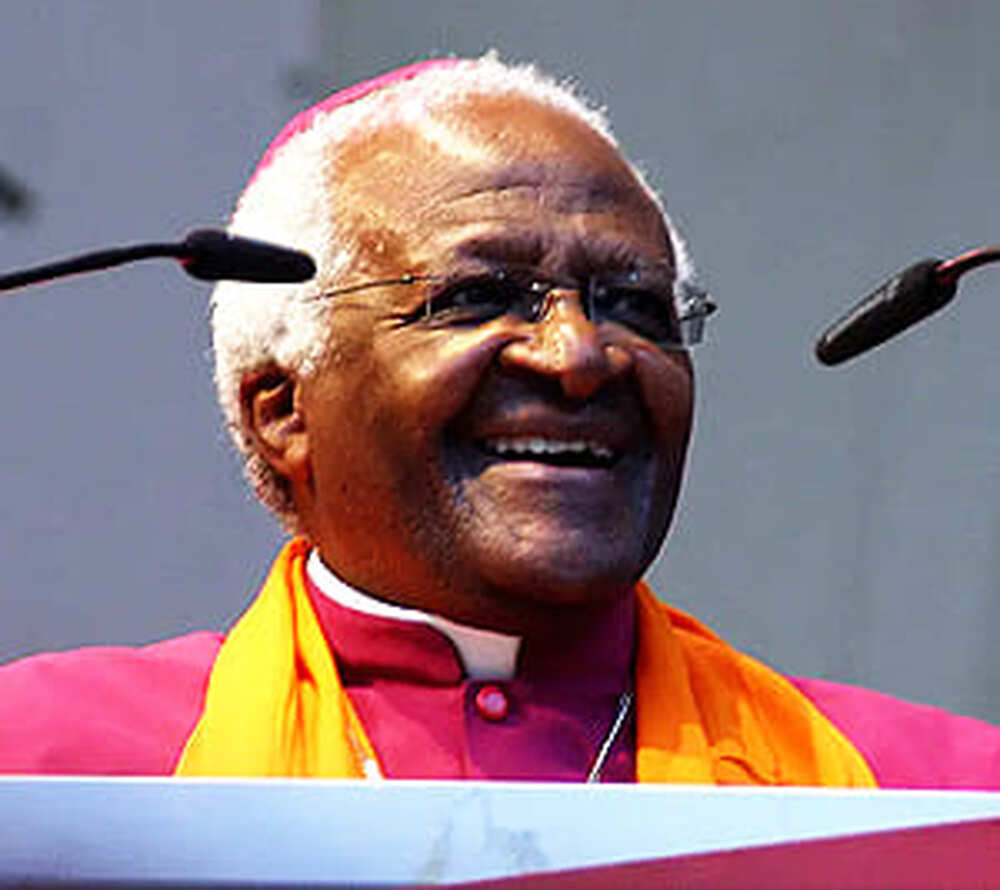 Morre Desmond Tutu, Nobel da Paz e líder contra o apartheid